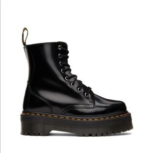 Dr martens platform black boots. Condition 9/10. Worn a few times only.